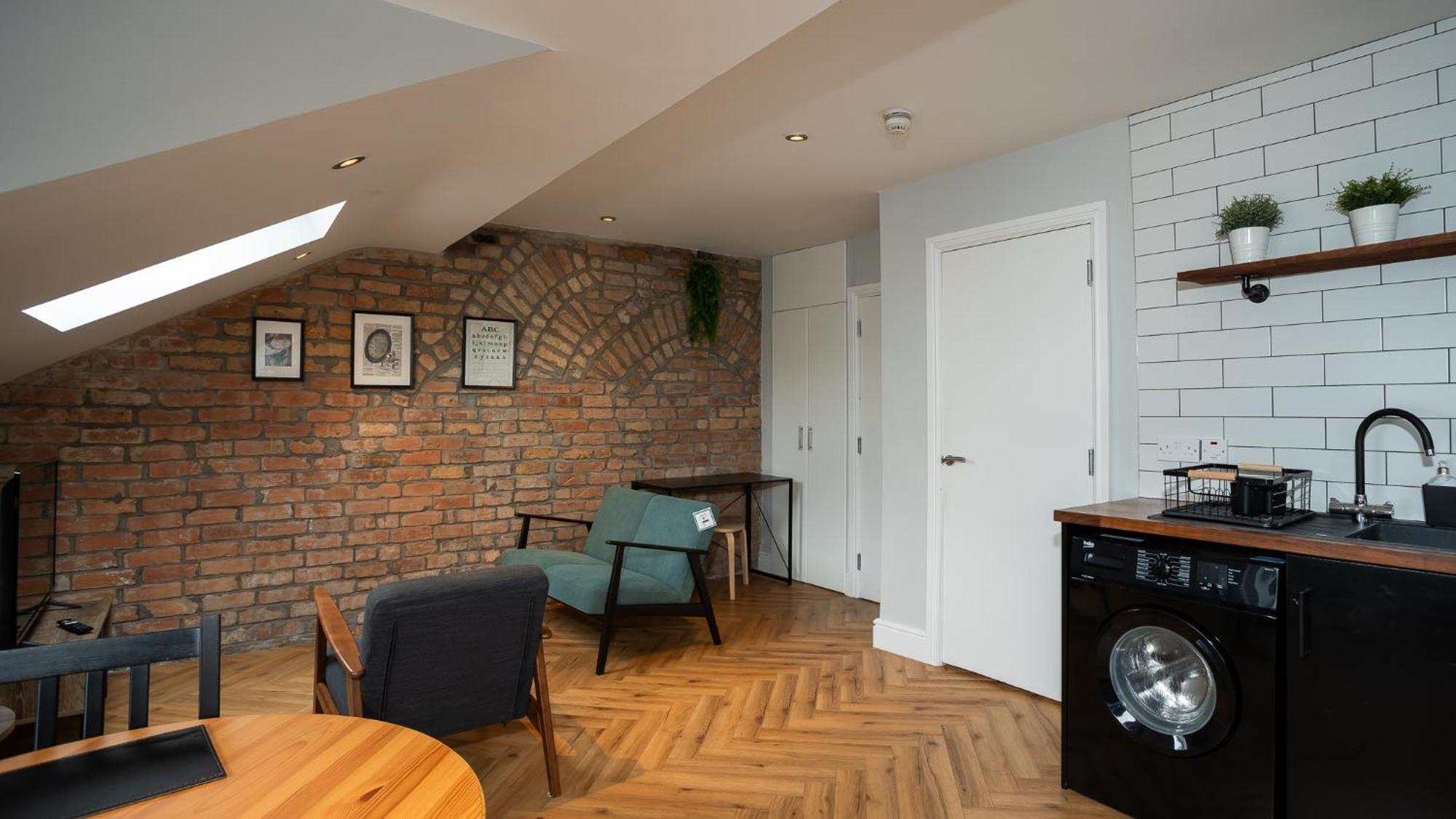 2 Bdr & 1 Bdr Apartments At Queens Uni By Belfast City Breaks 部屋 写真