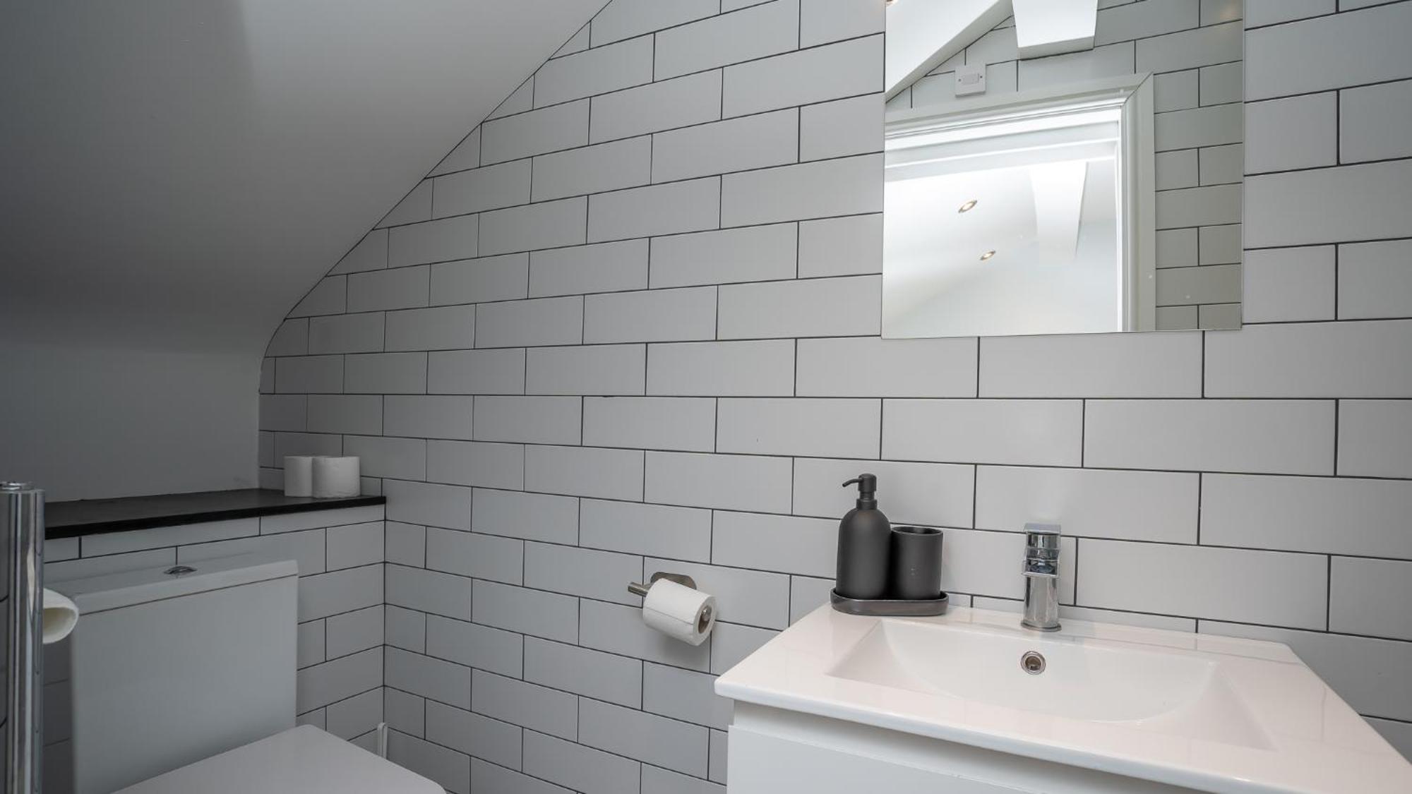2 Bdr & 1 Bdr Apartments At Queens Uni By Belfast City Breaks エクステリア 写真