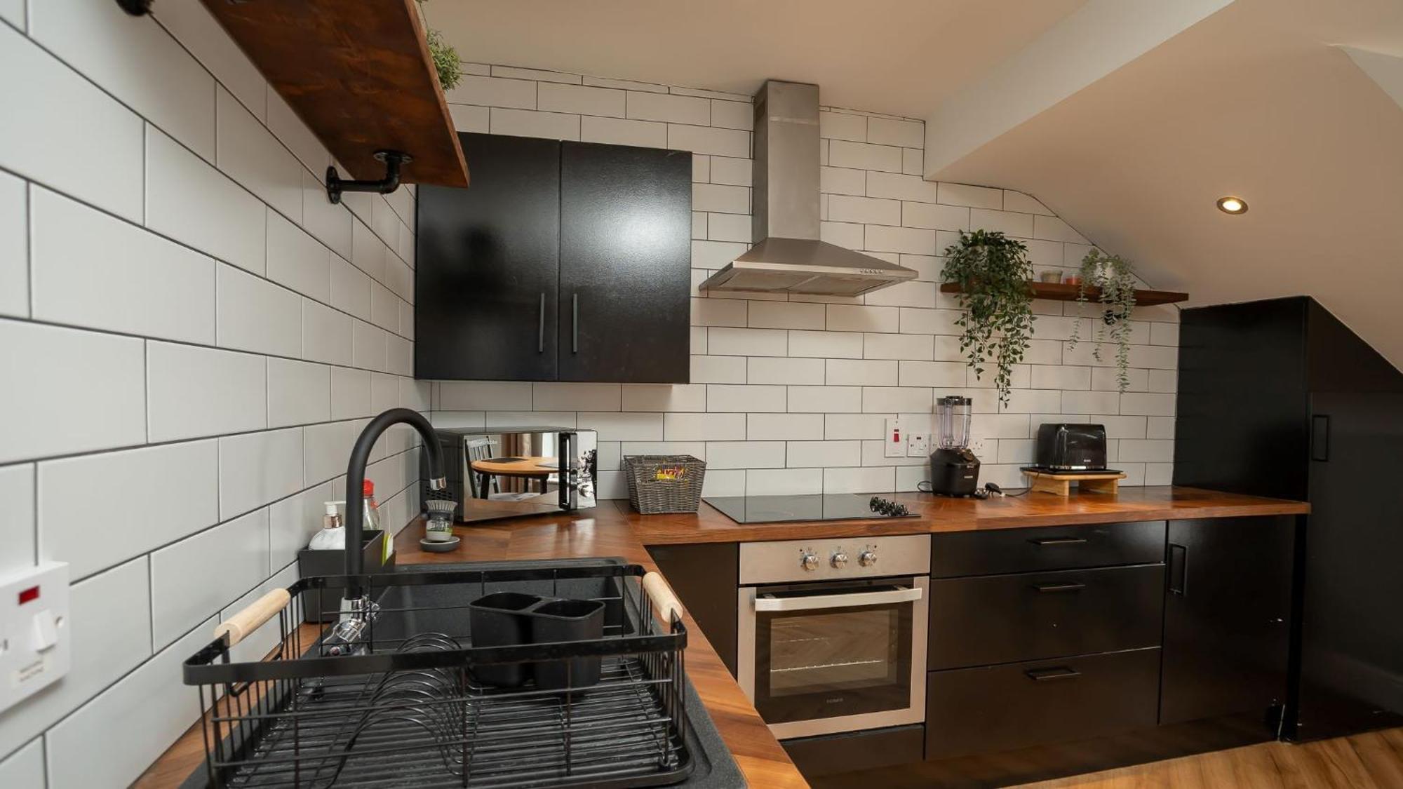 2 Bdr & 1 Bdr Apartments At Queens Uni By Belfast City Breaks エクステリア 写真